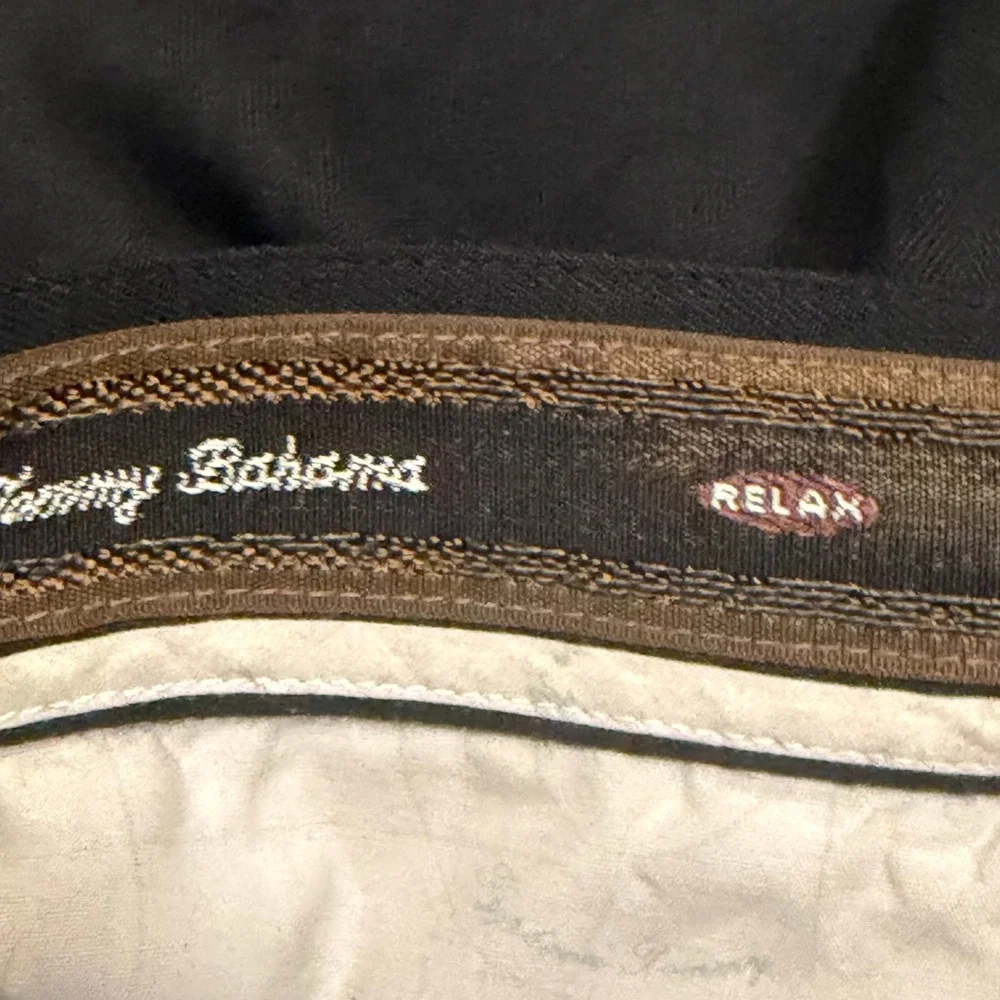 Tommy Bahama Relax Pleated Pants Mens 34 Black Silk Herringbone Quiet Luxury